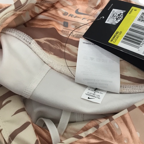 Nike Dry Fit Cropped Length High Waist Leggings NEW - Picture 8 of 12